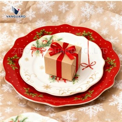 Piring Makan Malam Natal Porselen